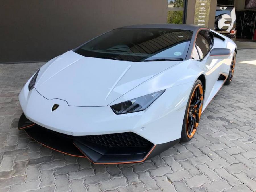  Lamborghini Huracan LP610-4 by RACE! 2018 года  (фото 4 из 8)